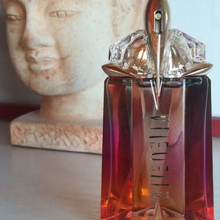 Alien We Are All Alien Collector by Mugler