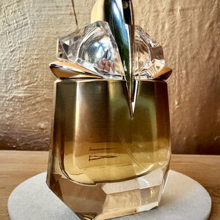 Alien Goddess (Eau de Parfum) by Mugler