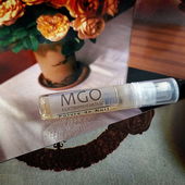 Rosengedeck  -  Vielen Dank an alle, die sich dazugesetzt haben 🌹🤗 (von CharlAmbre)