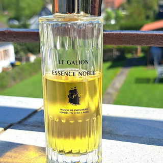 Essence Noble (2015) von Le Galion