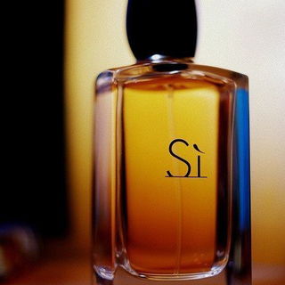 Sì (Eau de Parfum) von Giorgio Armani