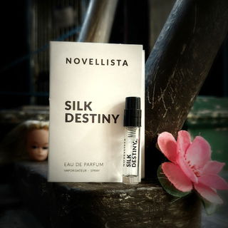 Das Schcksal der seidenen Blüte