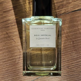 Bois Impérial (Eau de Parfum) by Essential Parfums