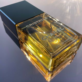 Cristalle (Eau de Parfum) by Chanel