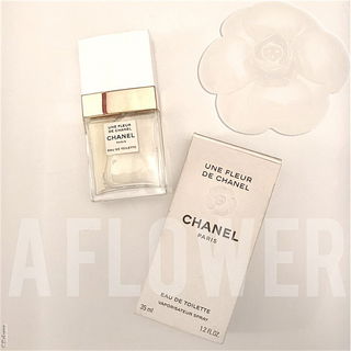 Une Fleur de Chanel - Chanel