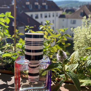 Florabotanica von Balenciaga