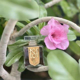 Siberian Musk III - Exclusive Edition by Areej Le Doré