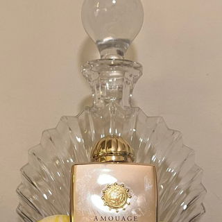 Gold Woman (Extrait de Parfum) von Amouage