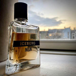 Iceberg Man von Iceberg