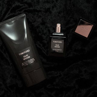 Oud Wood (Eau de Parfum) by Tom Ford