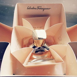 Signorina Eleganza (Eau de Parfum) - Salvatore Ferragamo