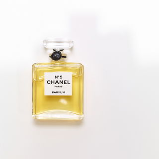 N°5 (Parfum) by Chanel