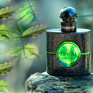 Black Opium (Eau de Parfum Illicit Green)