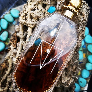 In kleinem Teich im Garten aufgenommen...Vielen Dank, dass Sie mich hier besuchen und liebe Kommentare schreiben :-)