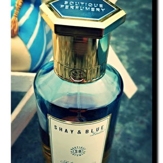 Salt Caramel - Shay & Blue