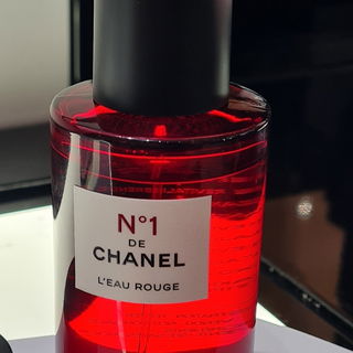 Galeries Lafayette - CHANEL