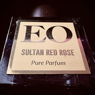 Sultan Red Rose (Pure Parfum) von Ensar Oud