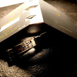 Oud & Spice - Acqua di Parma