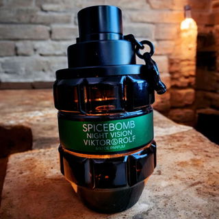 Spicebomb Night Vision (Eau de Parfum) by Viktor & Rolf