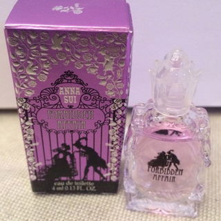 Forbidden Affair von Anna Sui