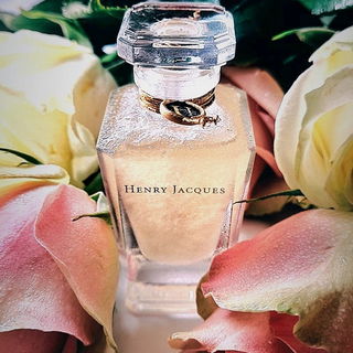 Reines, kristallines Parfumöl, das auf der Haut schmilzt wie Schnee ❄️