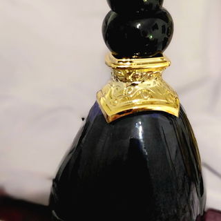 Sultane Noir Velours by Jeanne Arthes