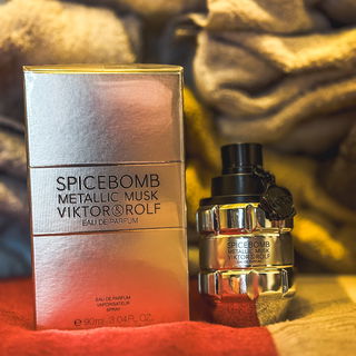 Spicebomb Metallic Musk - Viktor & Rolf