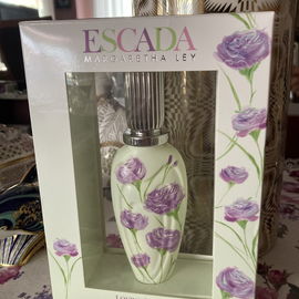 Loving Bouquet Special Edition - Escada