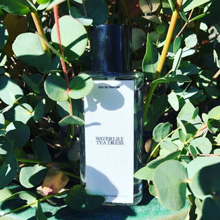 Waterlily Tea Dress (Eau de Parfum) / N°02 Waterlily Tea Dress von Zara