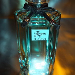 Flora by Gucci Glamorous Magnolia by Gucci