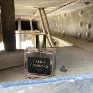 Im verschlissenen Wagen. Für Fresh.