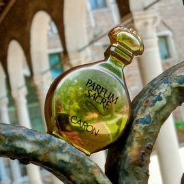 Parfum Sacré (1990) (Eau de Parfum)