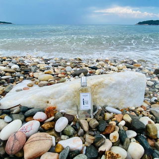 Eau d'Iparie (2016) by L'Occitane en Provence