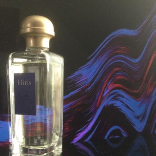 Hiris by Hermès