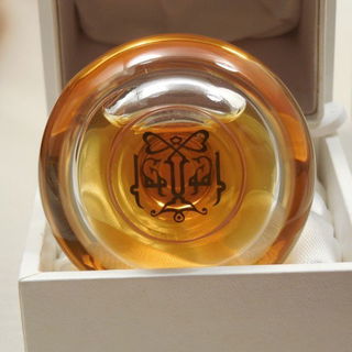 Gold Woman (Eau de Parfum) by Amouage
