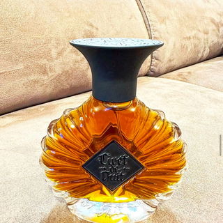 Civet de Nuit von Areej Le Doré