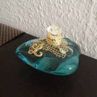 Dahlia Noir L'Eau - Givenchy