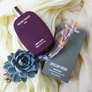 Opulent Wood von Maison Sybarite