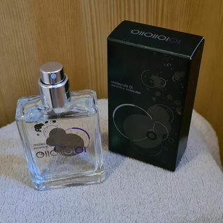 Molecule 01 by Escentric Molecules