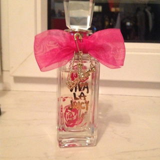 Viva La Juicy La Fleur (Eau de Toilette) by Juicy Couture