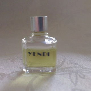 Yendi (Parfum) - Roberto Capucci