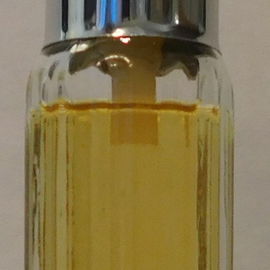 Estēe - Estēe Lauder