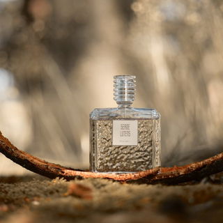 Gris clair... (2019) by Serge Lutens