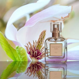 Vielen vielen Dank, ich liebe die sanften Magnolien. Der Duft ist genauso schön wie die Blüte