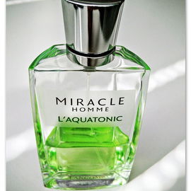 #Lancome #Aquatonic #woody #natural #citrus #calming #aromatic #warm #green #soft #earthy #inviting #tart #refreshing #dry #mysterious #herbal #fresh #powdery #sensual #freshspicy #delicate #soothing #summer