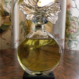 Le Numéro Cinq (Eau de Cologne) - Molyneux