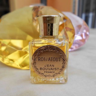 Roi d'Atout by Jean Bouvaist