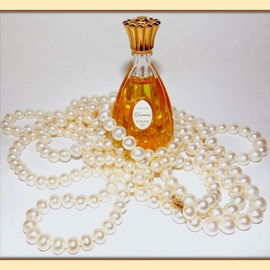 Glamour (Parfum) - Bourjois