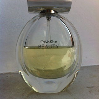 Beauty (Eau de Parfum) by Calvin Klein