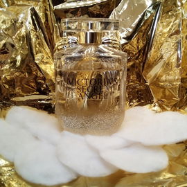 Kleiner (Gold)Engel auf der Wolke (Goldoverkill)